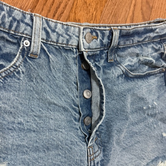Wild Fable Distressed Denim Jean Short - Picture 3 of 4